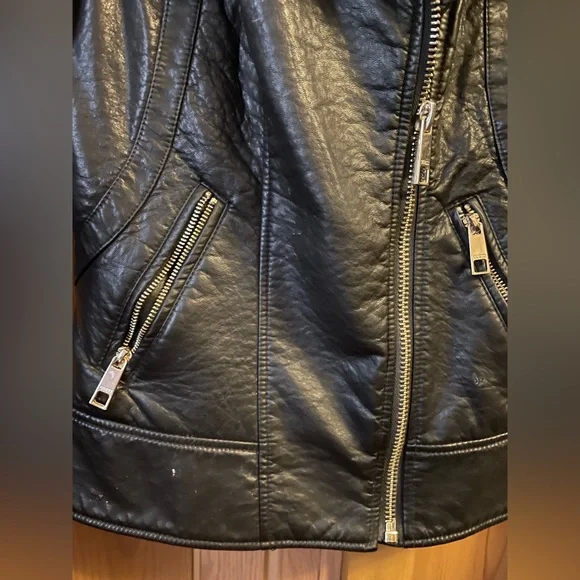 GUESS Brand Black “Leather” Jacket S - Picture 3 of 8